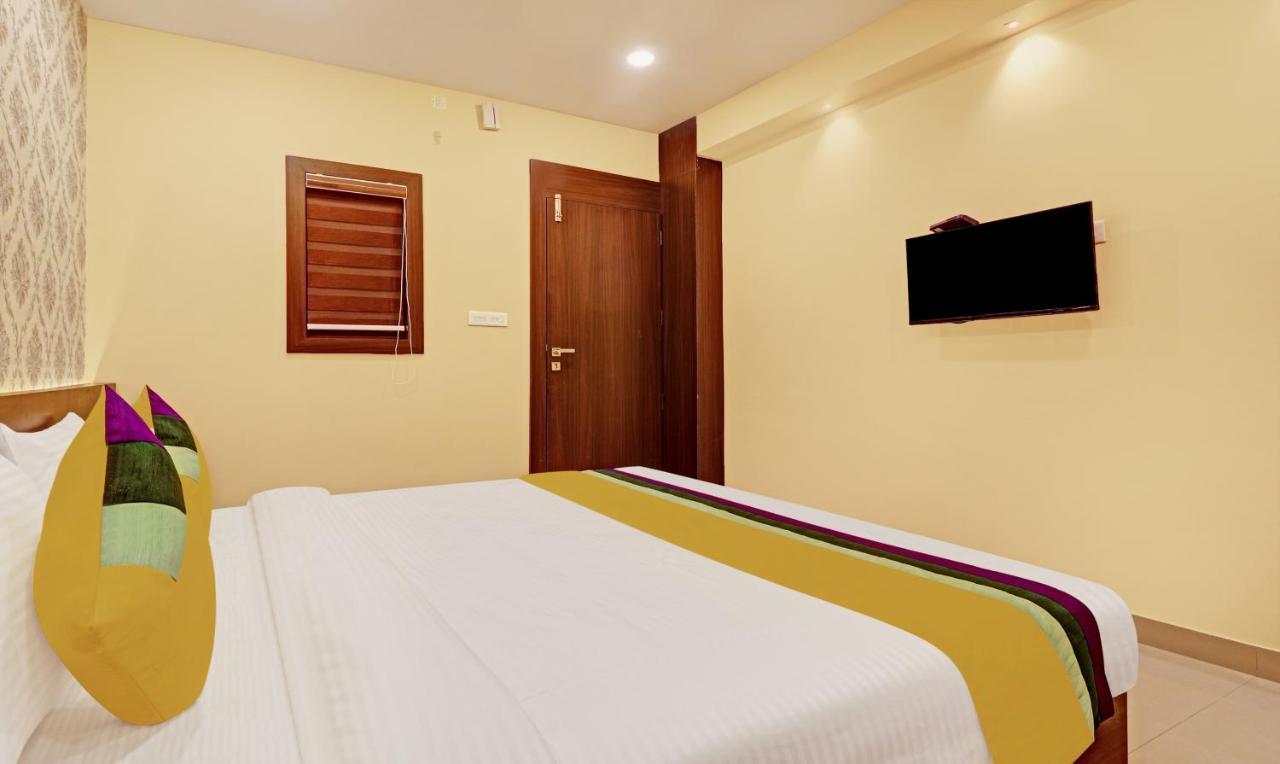 Itsy Hotels Sapphire Residency Manjeri Zewnętrze zdjęcie