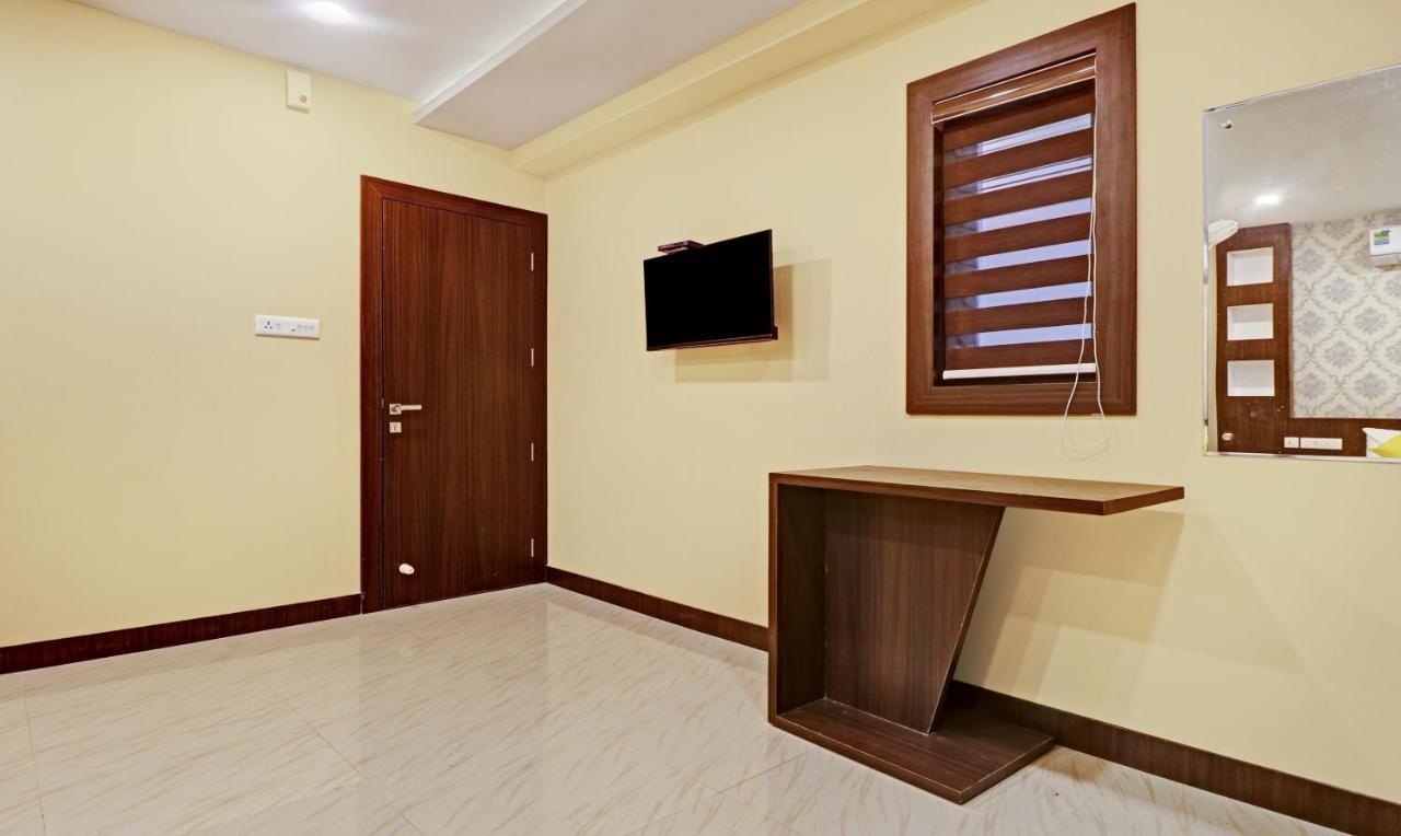 Itsy Hotels Sapphire Residency Manjeri Zewnętrze zdjęcie